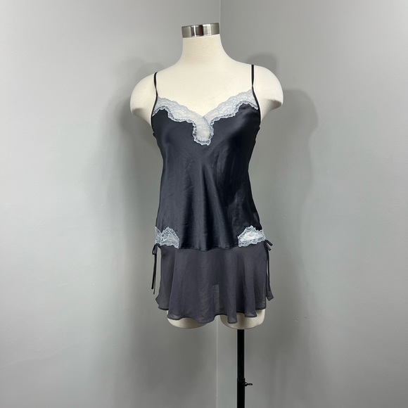 VS Grey Lingerie Top - Picture 1 of 13